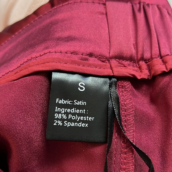 NWT Amazon Burgundy Elastic Waist Satin Pants- XS - Picture 7 of 7